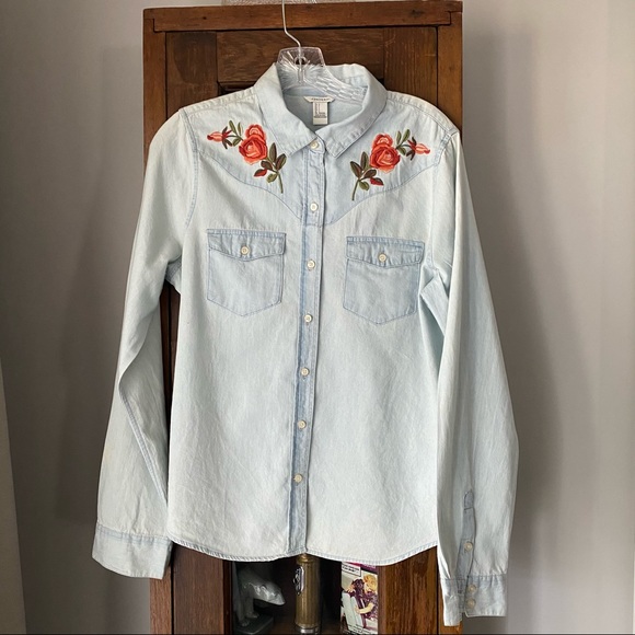 Embroidered Denim Shirt Size L Forever 21 - Picture 10 of 10